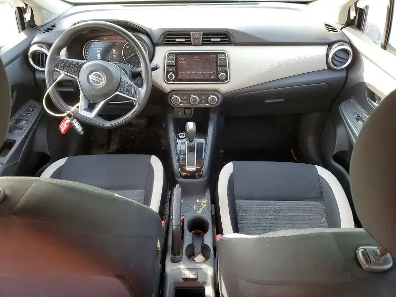 2020 NISSAN VERSA SV  