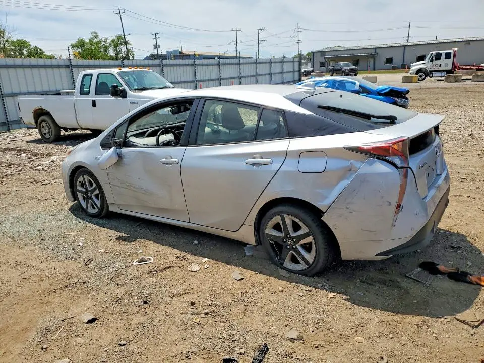 2017 TOYOTA PRIUS FOUR TOURING  