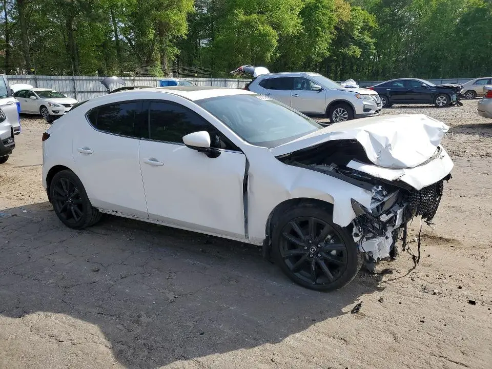 2021 MAZDA 3 PREMIUM  