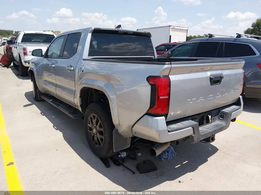 2025 TOYOTA TACOMA SR5