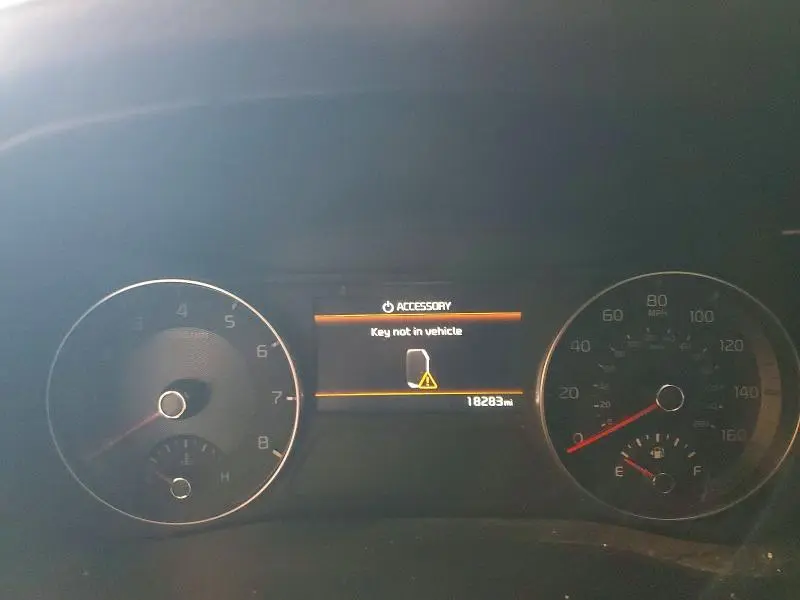 2024 KIA FORTE GT LINE  