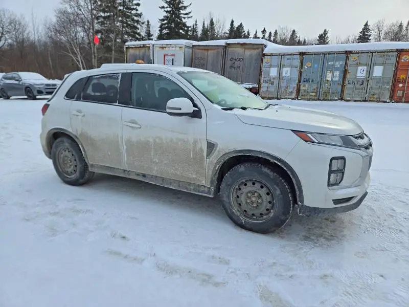 2021 MITSUBISHI RVR SE  