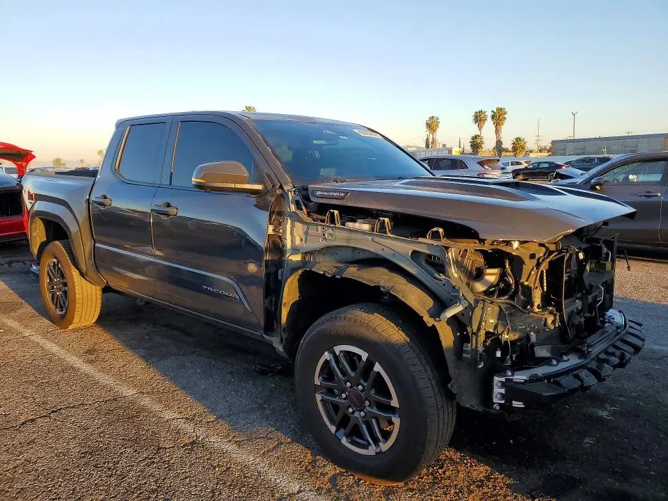 2025 TOYOTA TACOMA TRD SPORT HV  