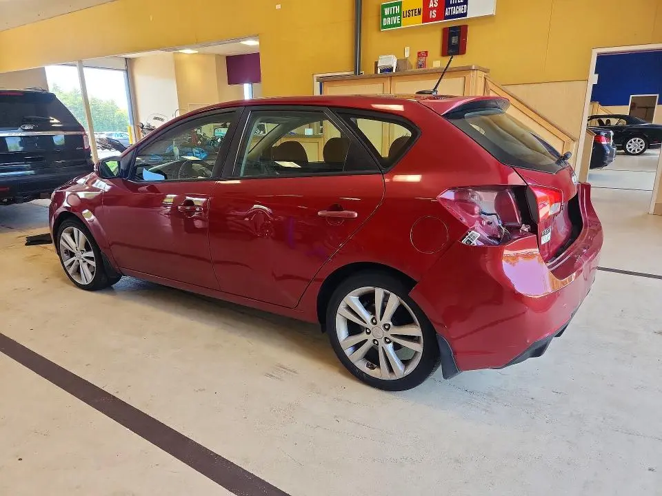 2011 KIA FORTE SX  