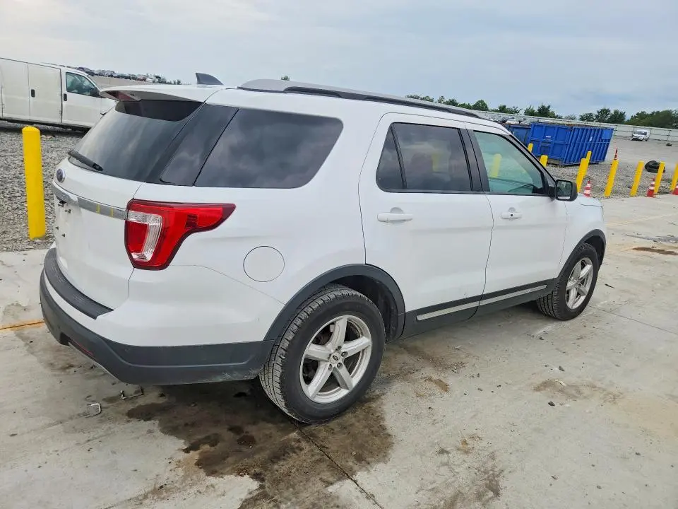 2019 FORD EXPLORER XLT  
