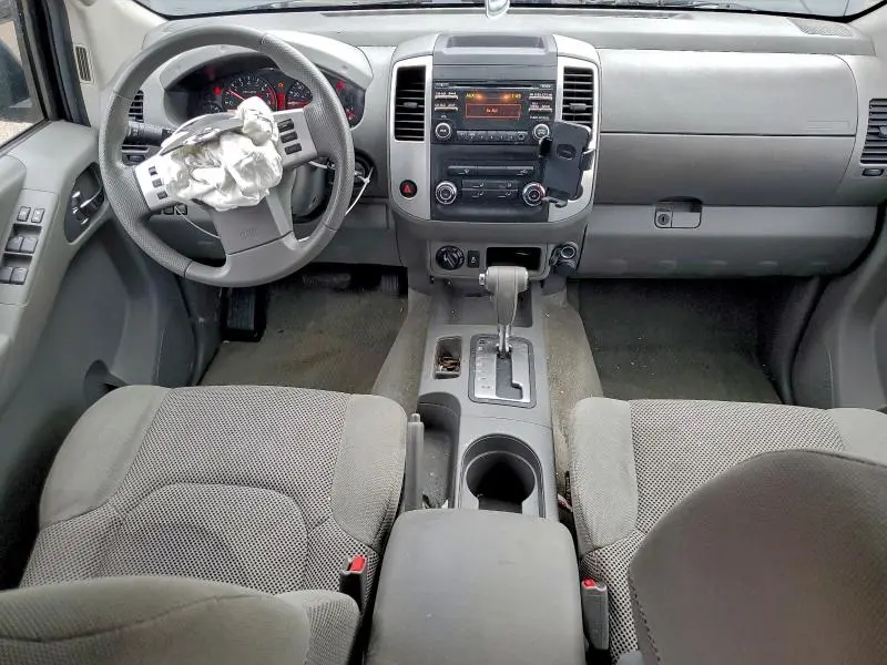 2014 NISSAN FRONTIER SV  