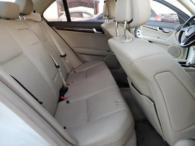 2012 MERCEDES-BENZ C 250  