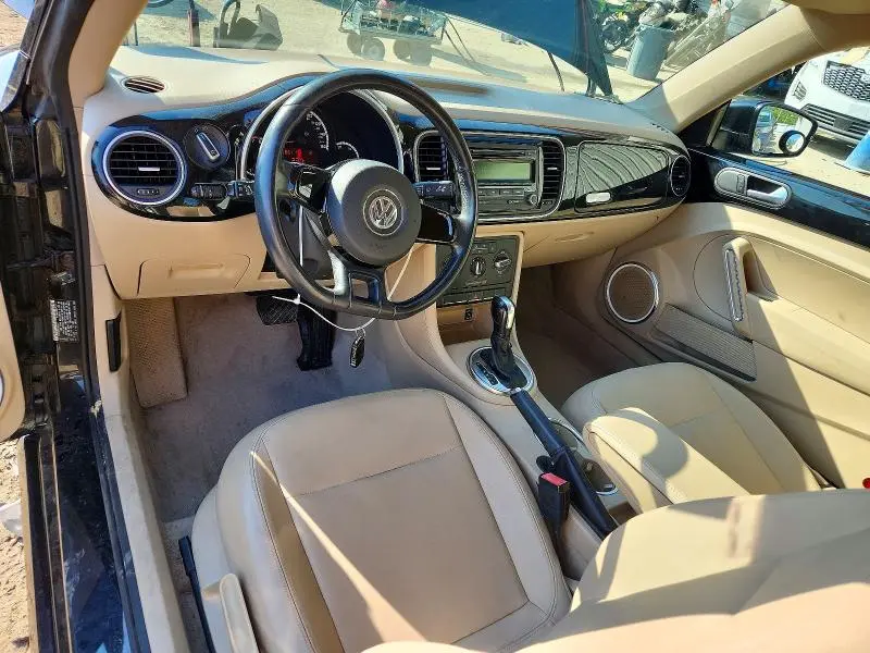 2013 VOLKSWAGEN BEETLE   