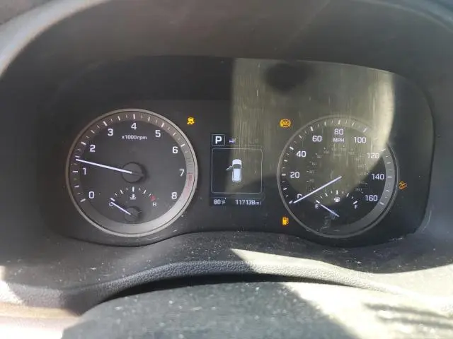 2016 HYUNDAI TUCSON SE  