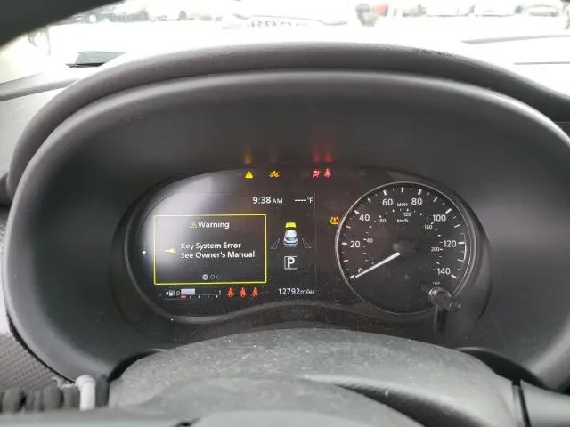 2024 NISSAN KICKS SV  