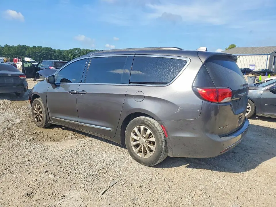 2017 CHRYSLER PACIFICA TOURING L  