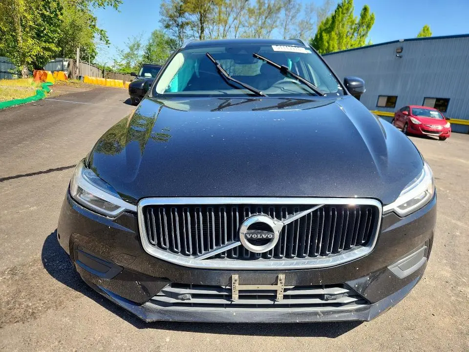2018 VOLVO XC60 T5  