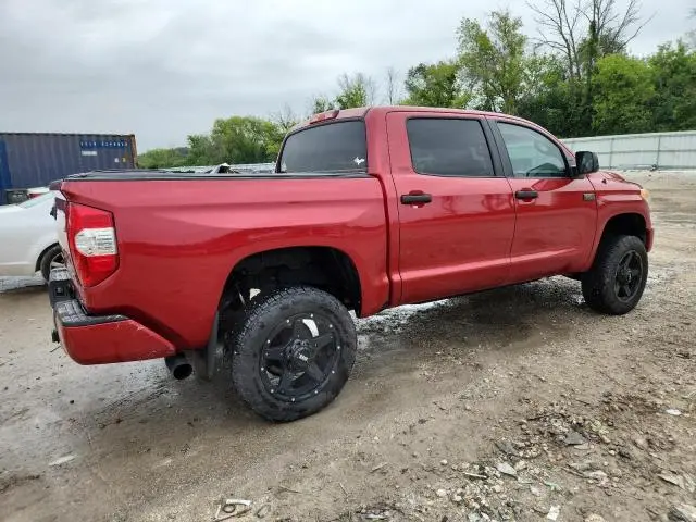 2016 TOYOTA TUNDRA CREWMAX SR5  