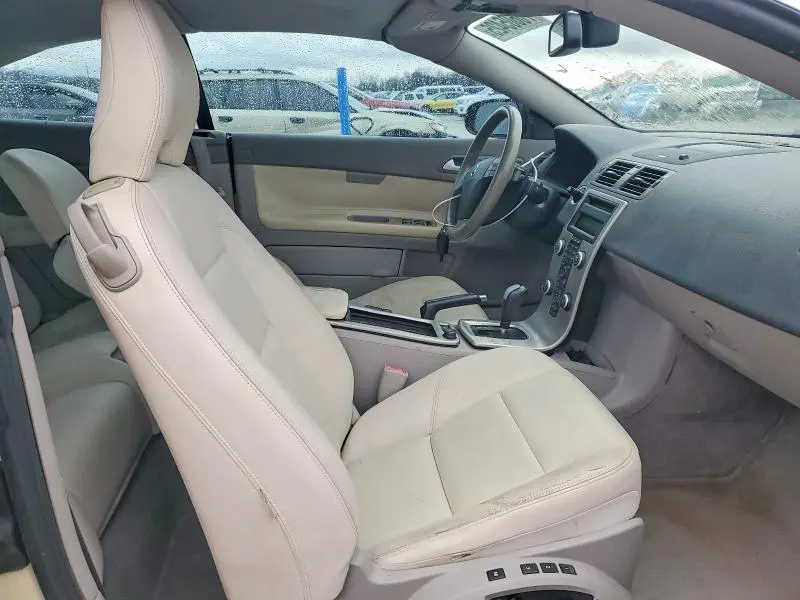 2010 VOLVO C70 T5  