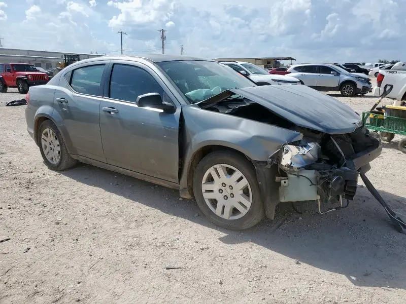 2013 DODGE AVENGER SE  