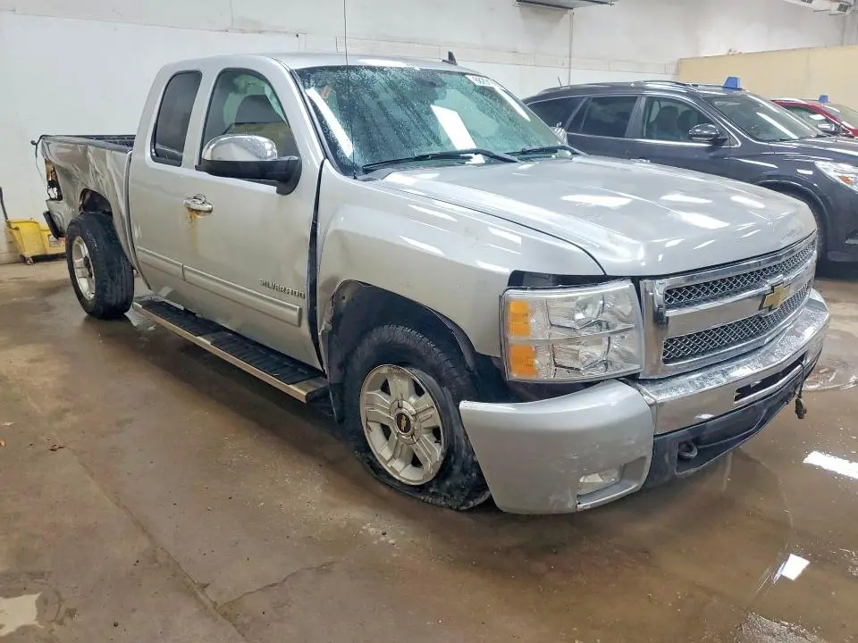 2010 CHEVROLET SILVERADO K1500 LT  