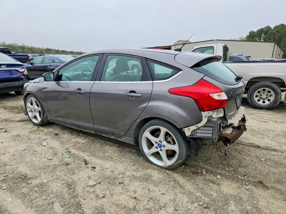 2012 FORD FOCUS TITANIUM  