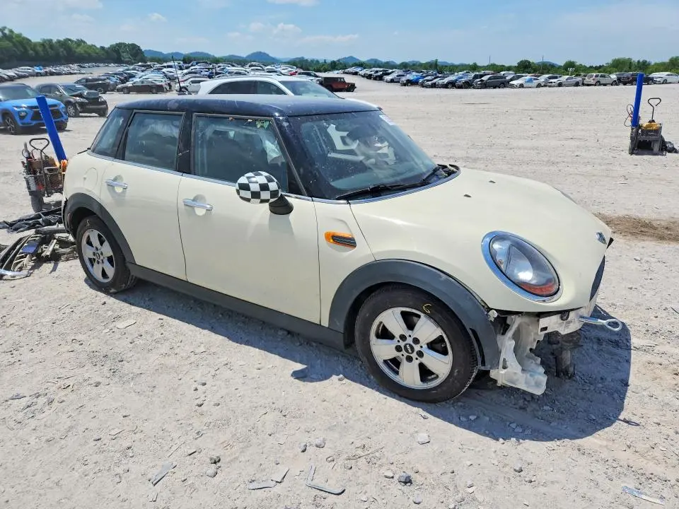 2015 MINI COOPER   
