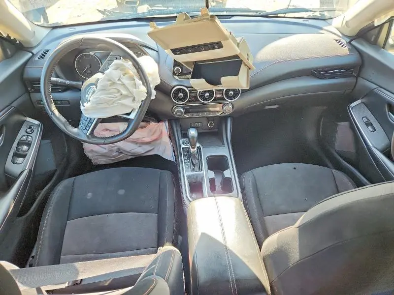 2021 NISSAN SENTRA SR  