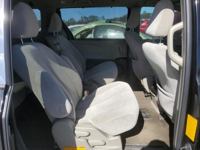 2012 TOYOTA SIENNA LE