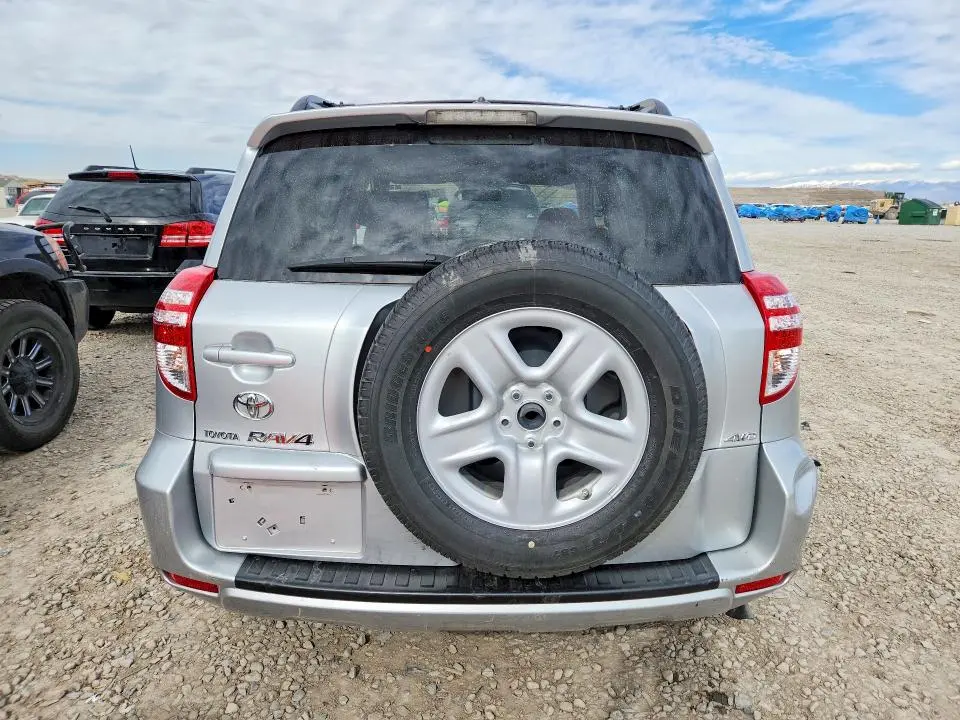 2010 TOYOTA RAV4 BASE  