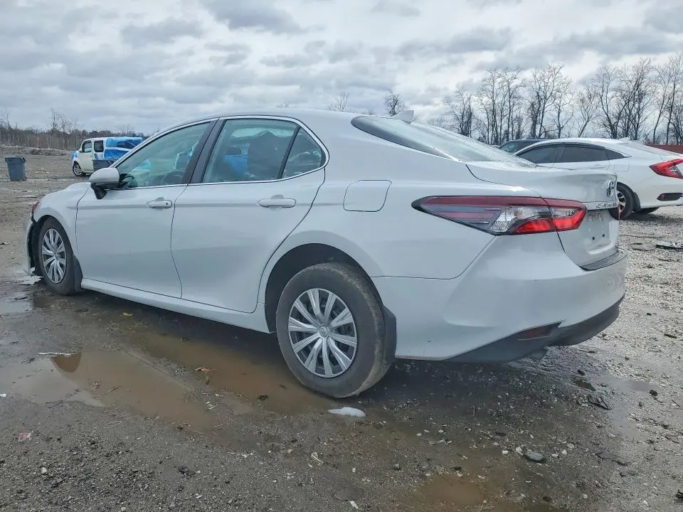 2023 TOYOTA CAMRY LE  