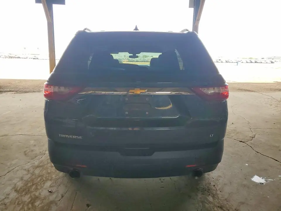 2020 CHEVROLET TRAVERSE LT  