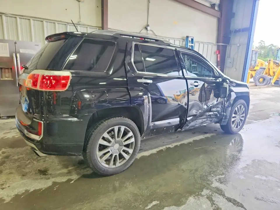 2017 GMC TERRAIN DENALI  