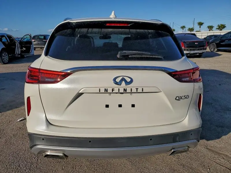 2020 INFINITI QX50 PURE  