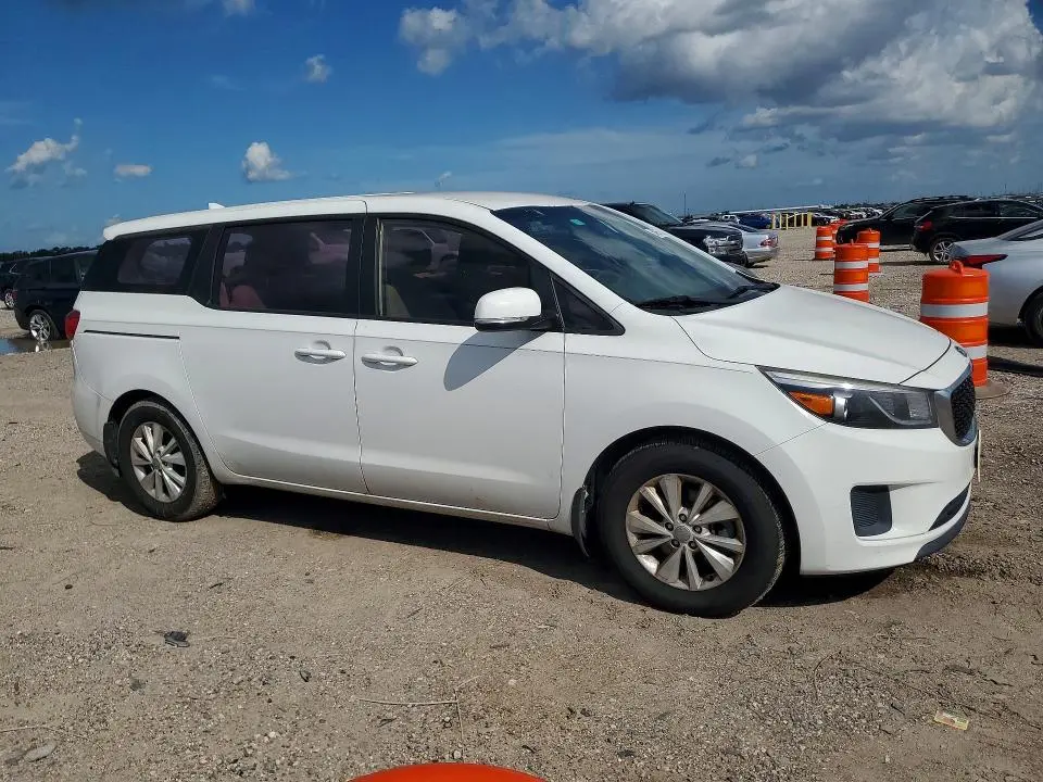 2017 KIA SEDONA L  