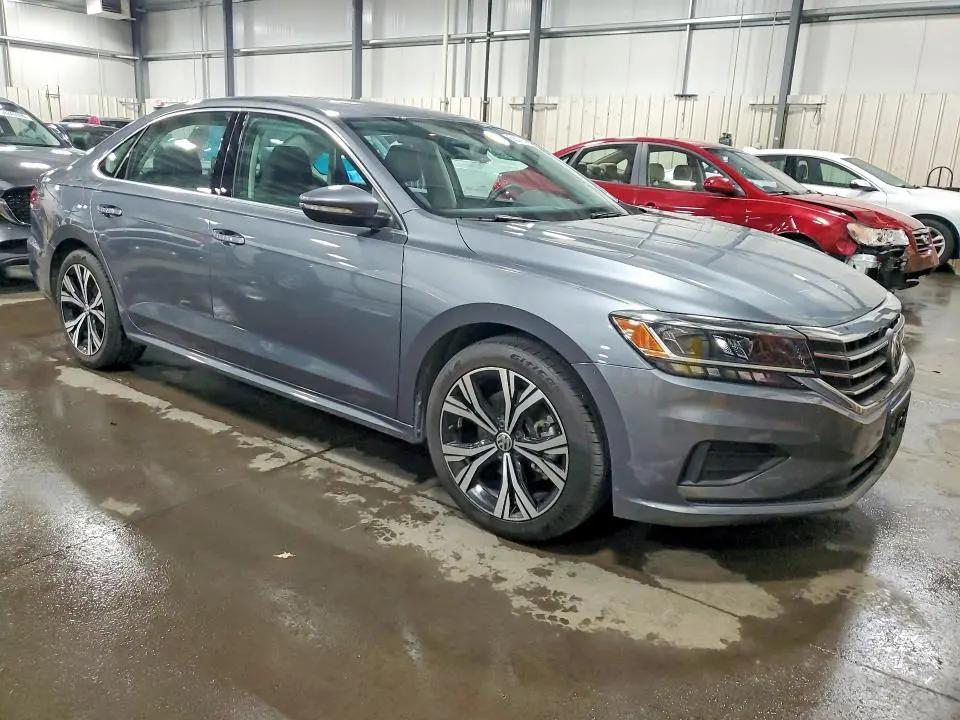 2022 VOLKSWAGEN PASSAT SE  