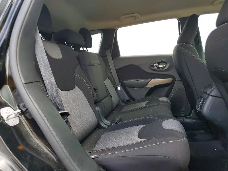 2017 JEEP CHEROKEE SPORT  