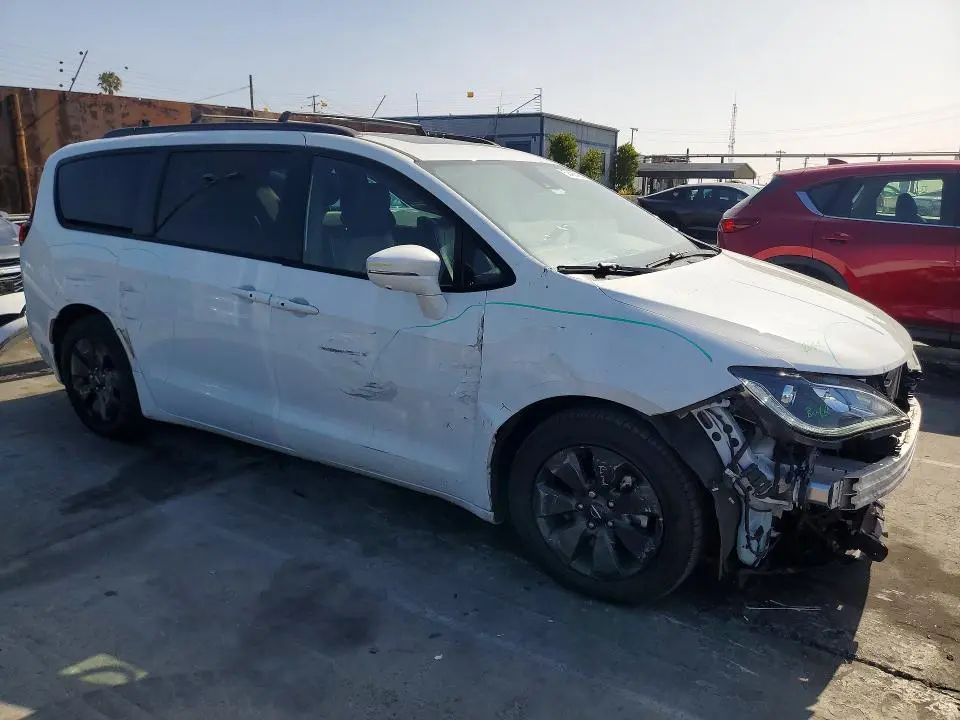 2020 CHRYSLER PACIFICA HYBRID LIMITED  