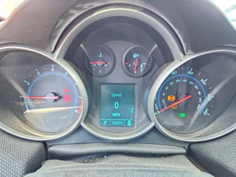 2011 CHEVROLET CRUZE LT  