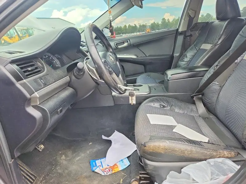 2014 TOYOTA CAMRY SE  