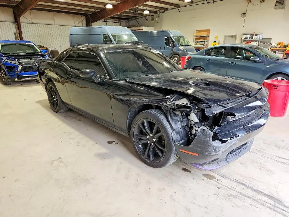 2020 DODGE CHALLENGER SXT  