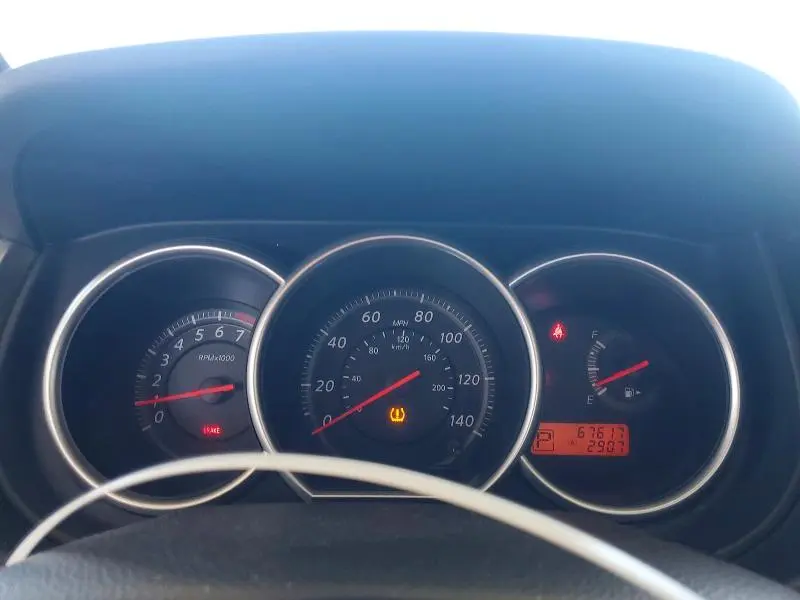 2010 NISSAN VERSA 1.8 S  