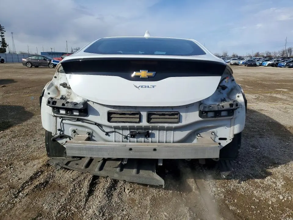 2018 CHEVROLET VOLT LT  