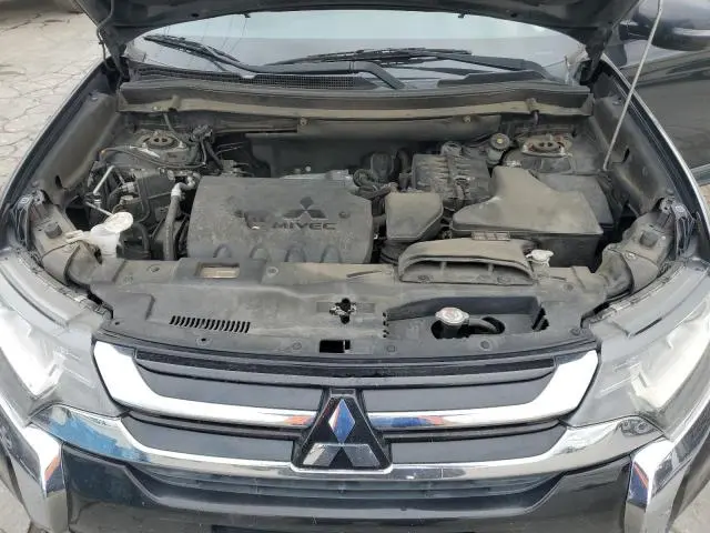 2018 MITSUBISHI OUTLANDER SE  