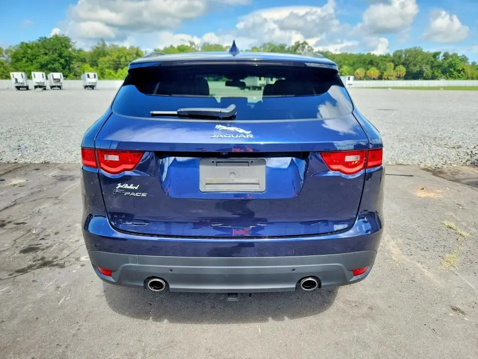 2017 JAGUAR F-PACE R - SPORT  