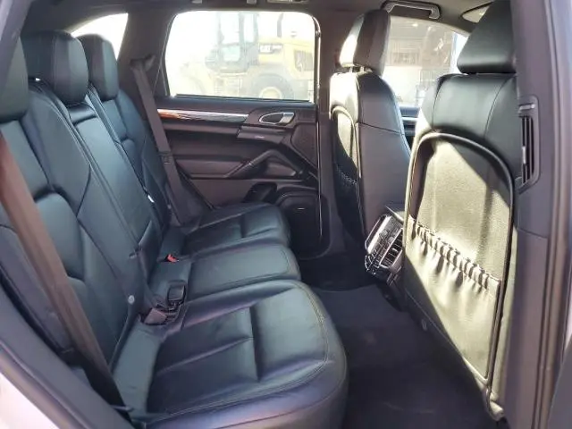 2012 PORSCHE CAYENNE   