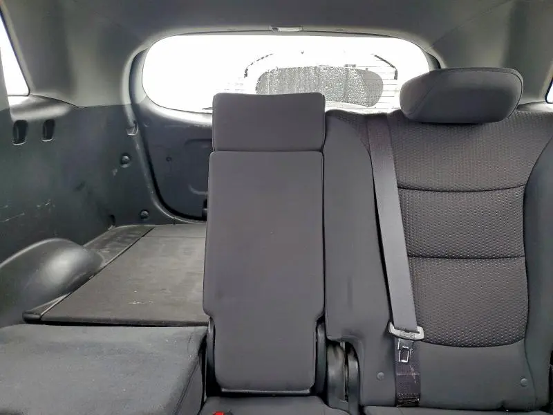 2011 KIA SORENTO BASE  