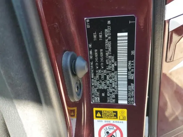 2018 TOYOTA HIGHLANDER SE  