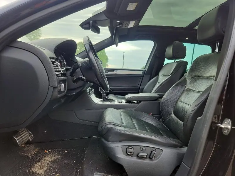 2017 VOLKSWAGEN TOUAREG WOLFSBURG  