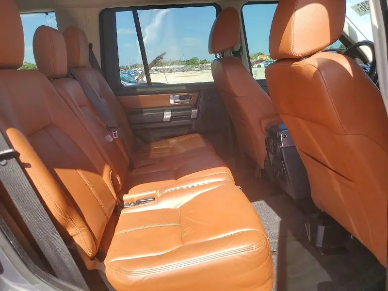 2016 LAND ROVER LR4 HSE LUXURY  