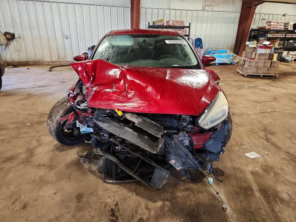 2015 FORD FOCUS SE  