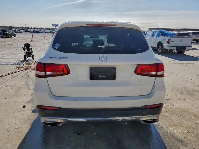 2017 MERCEDES-BENZ GLC 300  