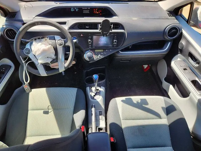 2014 TOYOTA PRIUS C THREE  
