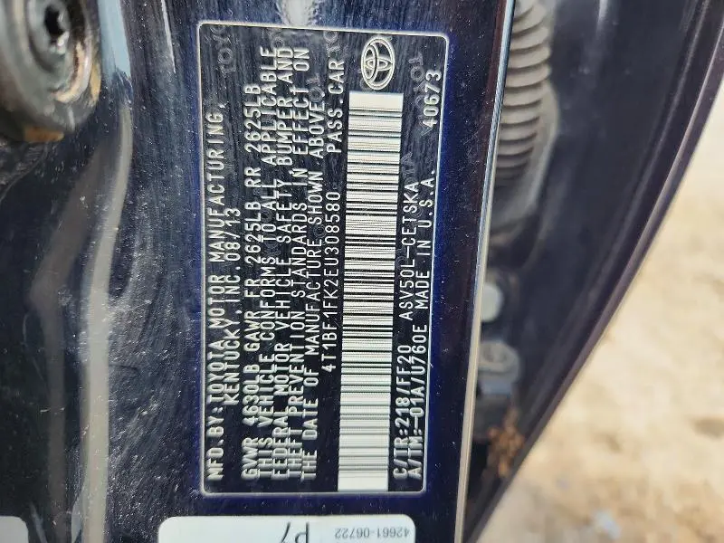 2014 TOYOTA CAMRY SE  