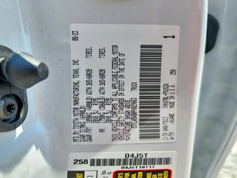 2023 TOYOTA TUNDRA SR5  
